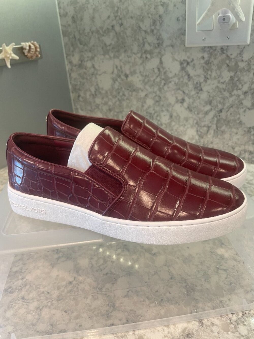 MICHAEL KORS KEATON SLIP ON SNEAKER DARK BERRY CROCODILE SIZE 6.5 NEW - NO BOX - Picture 3 of 8